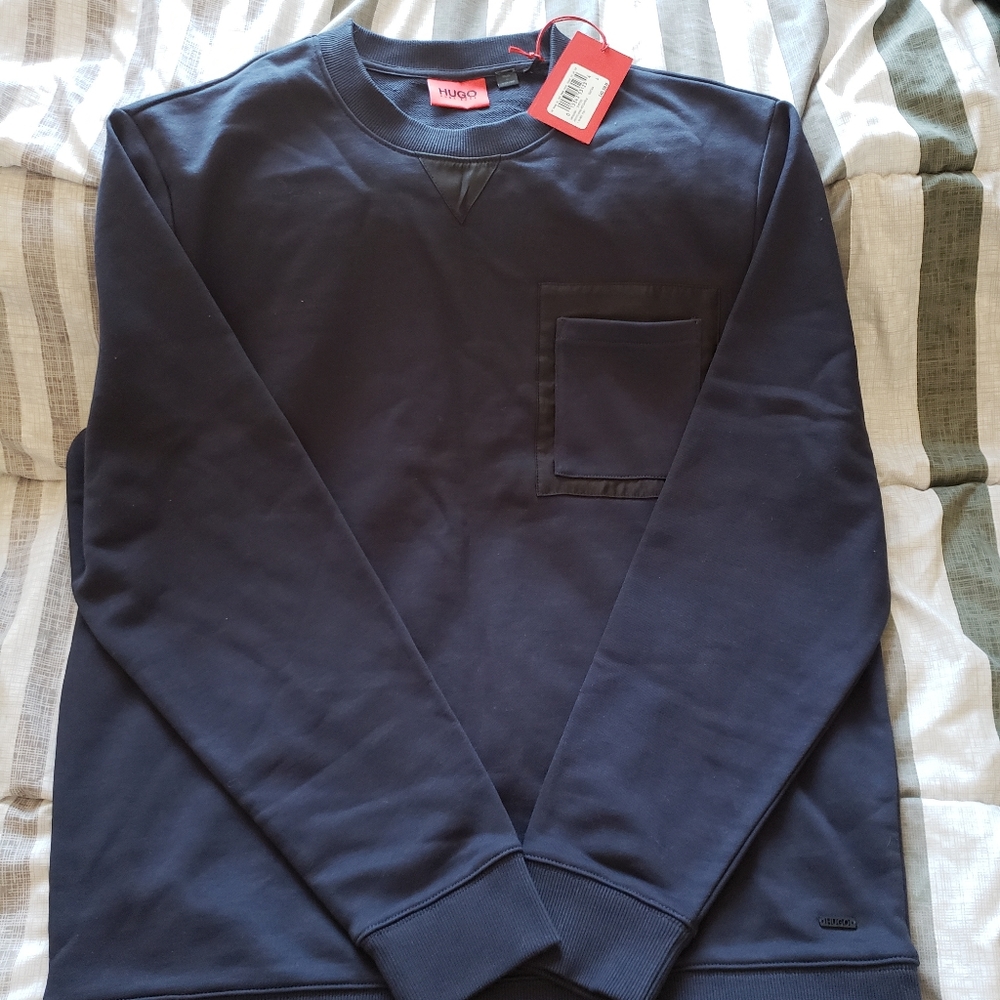 Hugo Boss sweater. - Picture 1 of 2